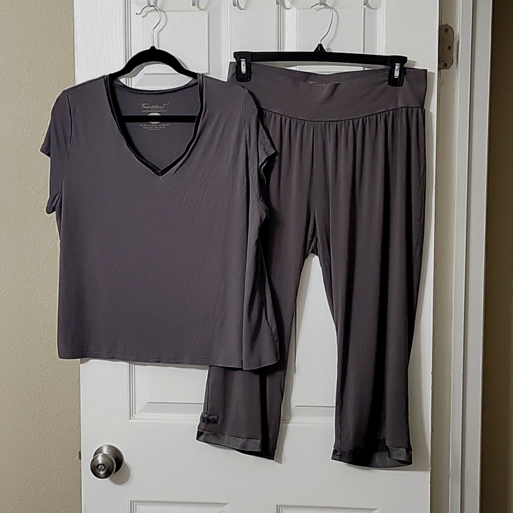 Sleepwear/pajamas XL